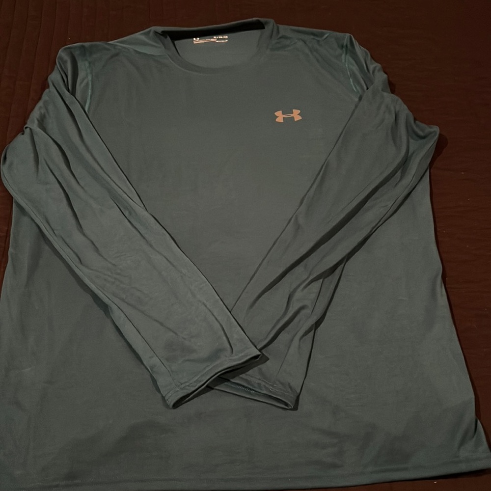 Under Armour Heat Gear Long Sleeve Shirt